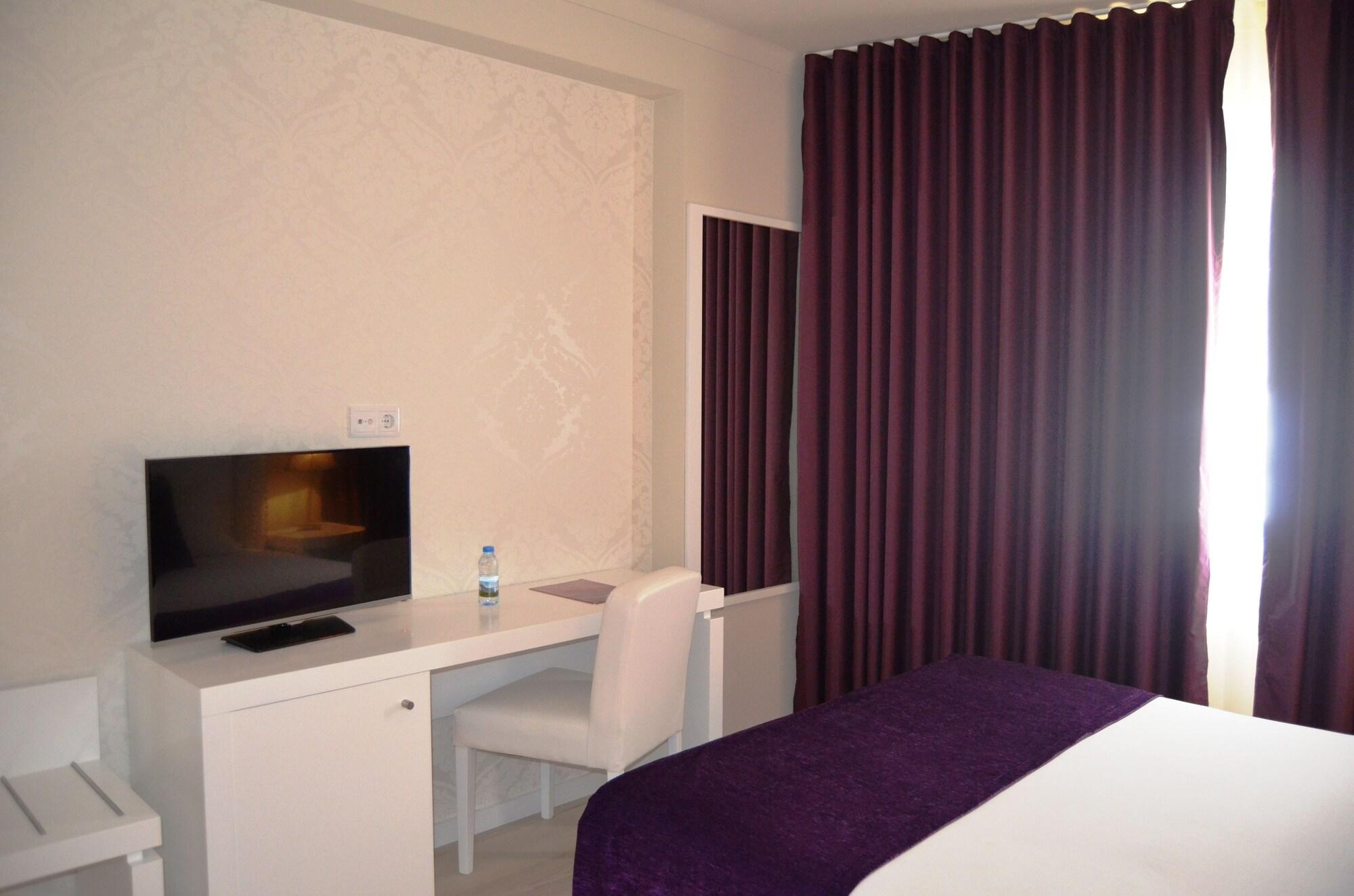 Hotel ตอร์เฮสนอวาส ภายนอก รูปภาพ