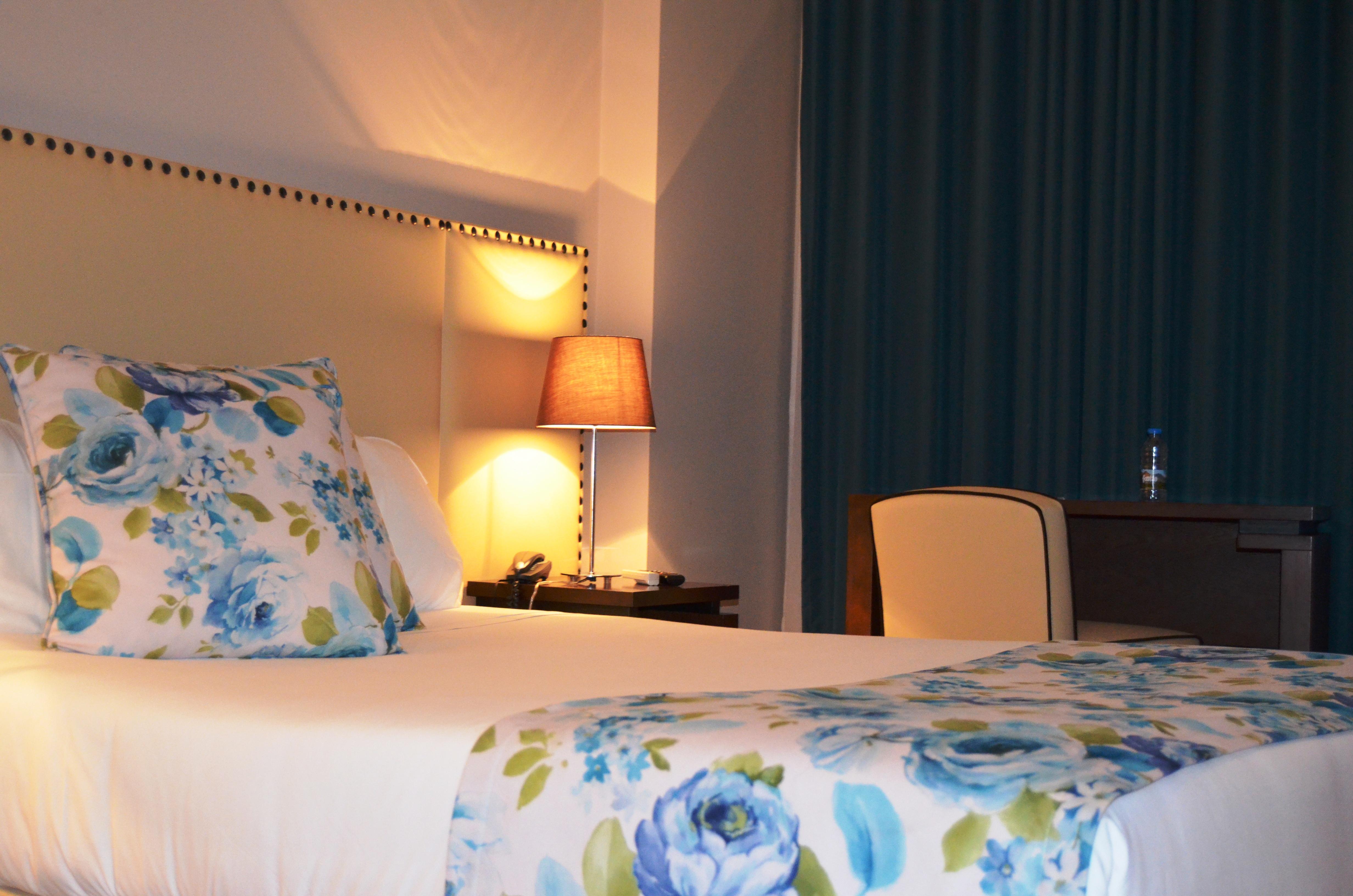 Hotel ตอร์เฮสนอวาส ภายนอก รูปภาพ
